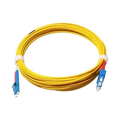 สายแพทช์ไฟเบอร์ G657a2 สีขาว สายแพทช์ SC APC ถึง SC APC สถานะโสด 3 ม