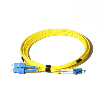 SC APC สายเคเบิลไฟเบอร์ Patch Cord 2 มม. Single Mode เริม สำหรับระบบ FTTH