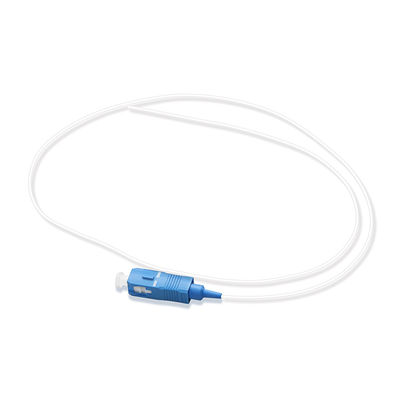 ชุดสายเคเบิลไฟเบอร์เส้นผ่านศูนย์กลาง 0.9 มม. 9/125 G657A1 SC / UPC เริม สีขาวขัดเงา