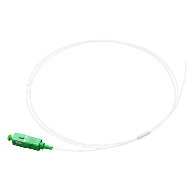 ชุดสายเคเบิลไฟเบอร์เส้นผ่านศูนย์กลาง 0.9 มม. 9/125 G657A1 SC / UPC เริม สีขาวขัดเงา