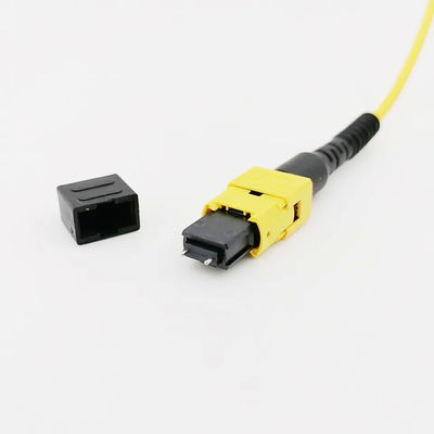 ตัวเชื่อมต่อไฟเบอร์ออปติก MPO MTP พร้อมตัวเมียตัวผู้ 12 คอร์ 24 คอร์ประเภท SM MM