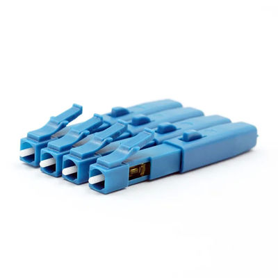 FTTH LC ไฟเบอร์ออปติกตัวเชื่อมต่อด่วนมัลติโหมดพร้อมสีเบจสีเขียวสีน้ำเงิน
