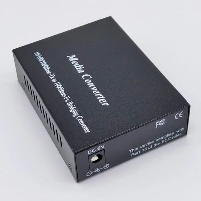 Gigabit ตัวแปลงสื่อไฟเบอร์ออปติก 1,000base Tx ถึง 1,000base Fx