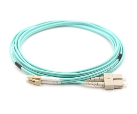 PVC / LZH OFC ไฟเบอร์เคเบิล แพทช์คอร์ดเคเบิลที่กําหนดเอง 0.9 มม / 2.0 มม